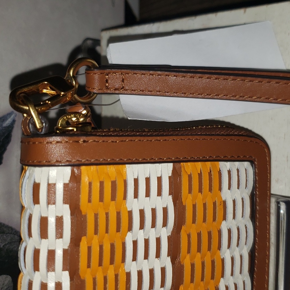 Tory Burch Emerson Woven Continental - Picture 3 of 9